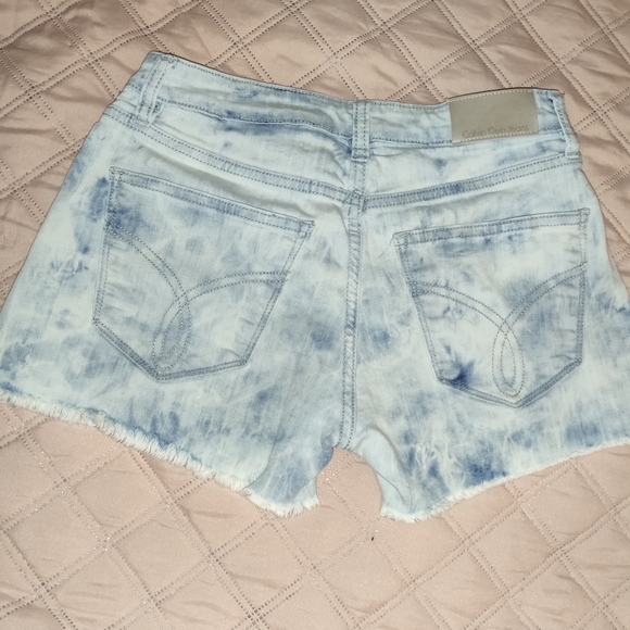 Calvin Klein Denim Shorts - Picture 3 of 4